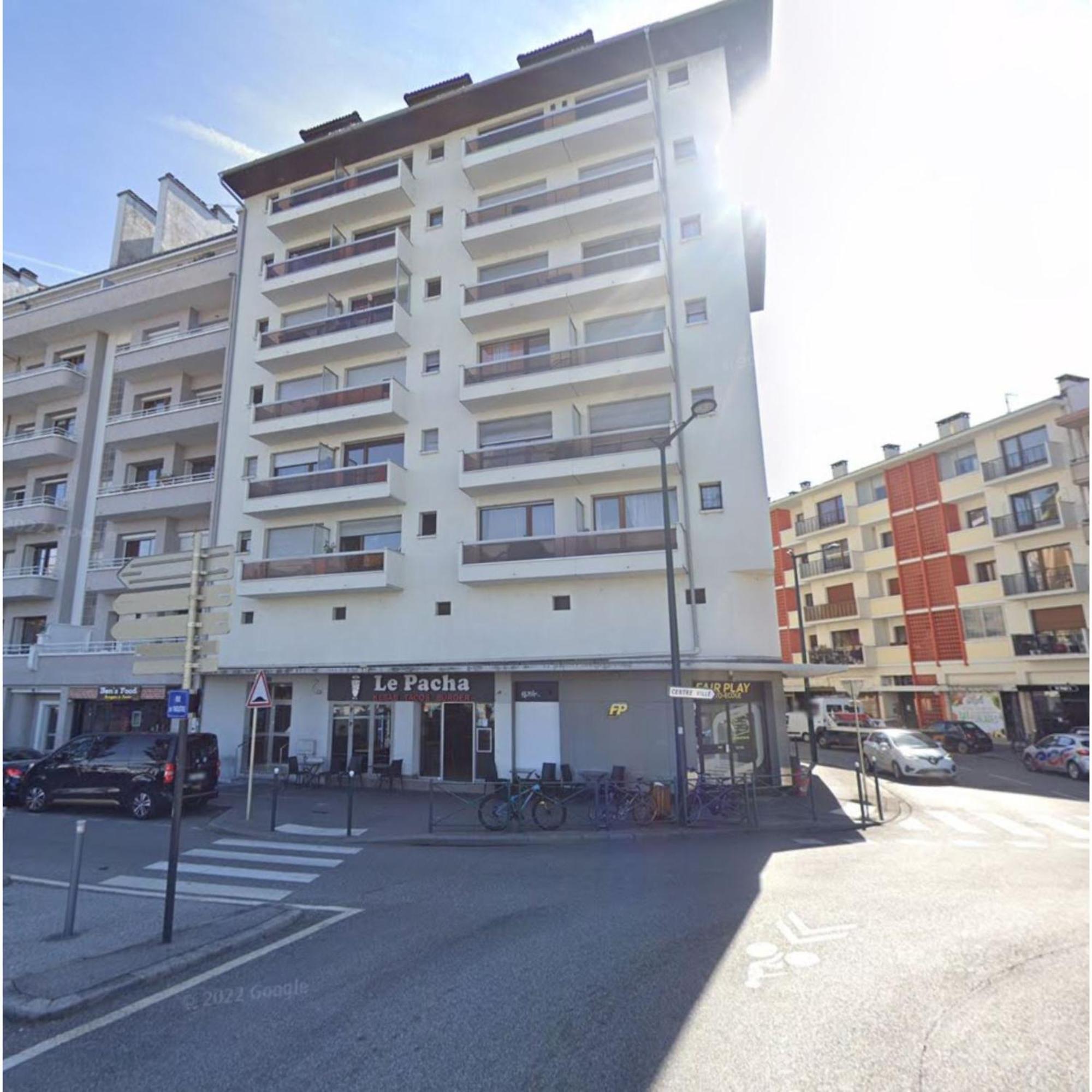 Le Duplex - Hyper Centre - Gare - Wifi - Netflix - Disney + Annecy Buitenkant foto